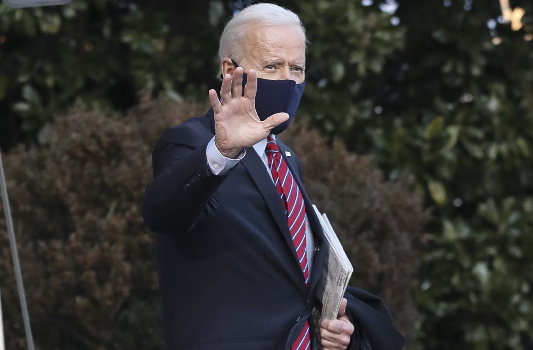Biden defiende que Trump no reciba información del servicio de inteligencia por su "comportamiento errático". Biden defiende que Trump no reciba información del servicio de inteligencia por su "comportamiento errático".