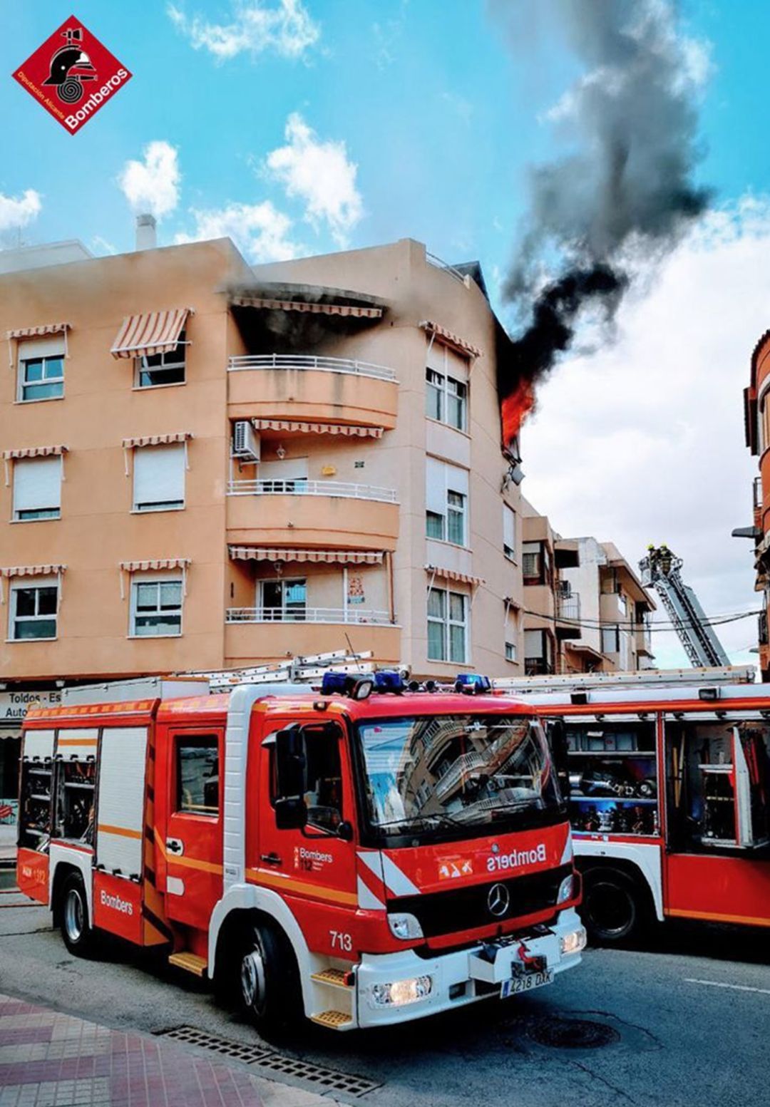 Incendio de una vivienda en El Campello Incendio de una vivienda en El Campello