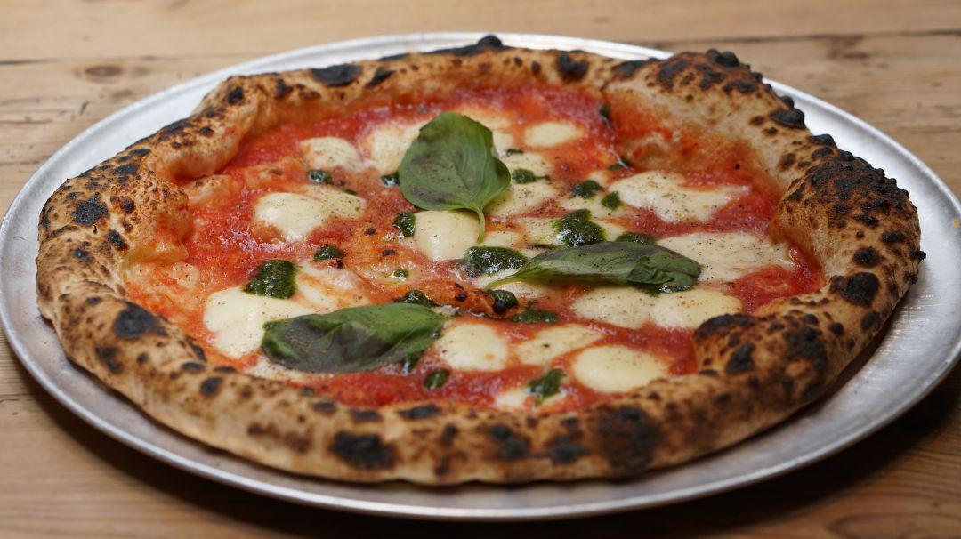 Una de las pizza de Párking Pizza (Bercelona). Una de las pizza de Párking Pizza (Bercelona).