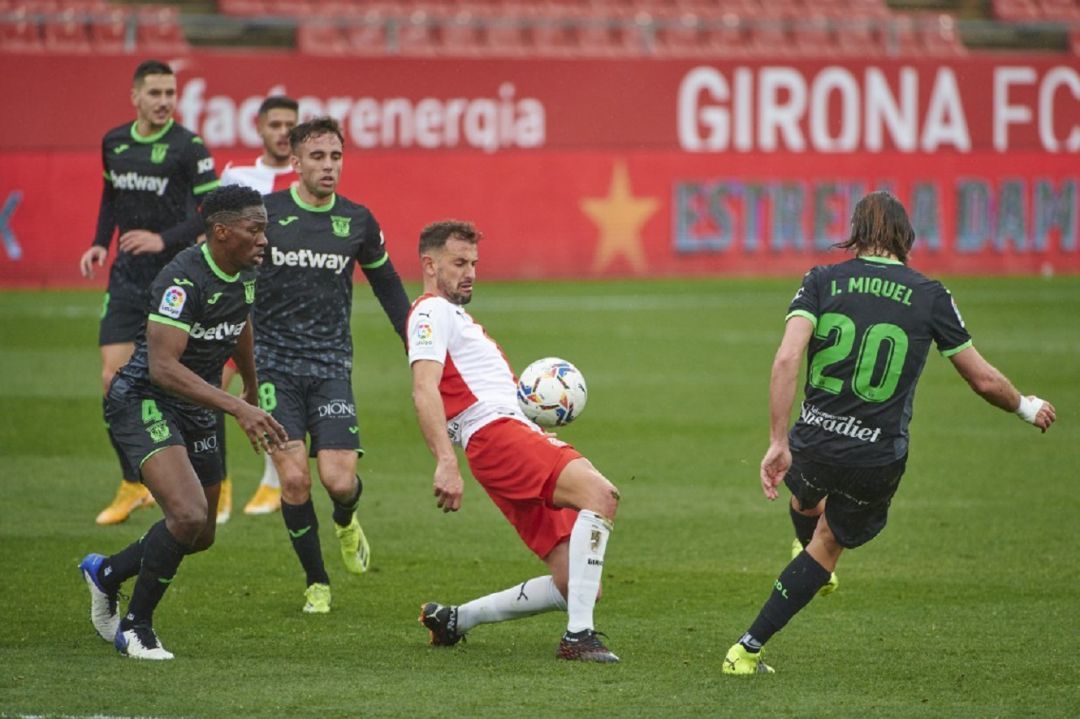 Stuani aquesta temporada només ha fet 2 gols. Stuani aquesta temporada només ha fet 2 gols.