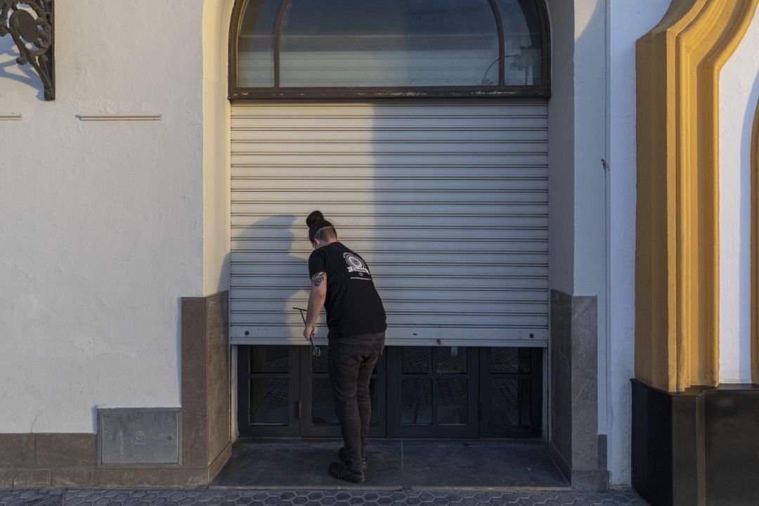 Podrán reabrir los establecimientos Podrán reabrir los establecimientos