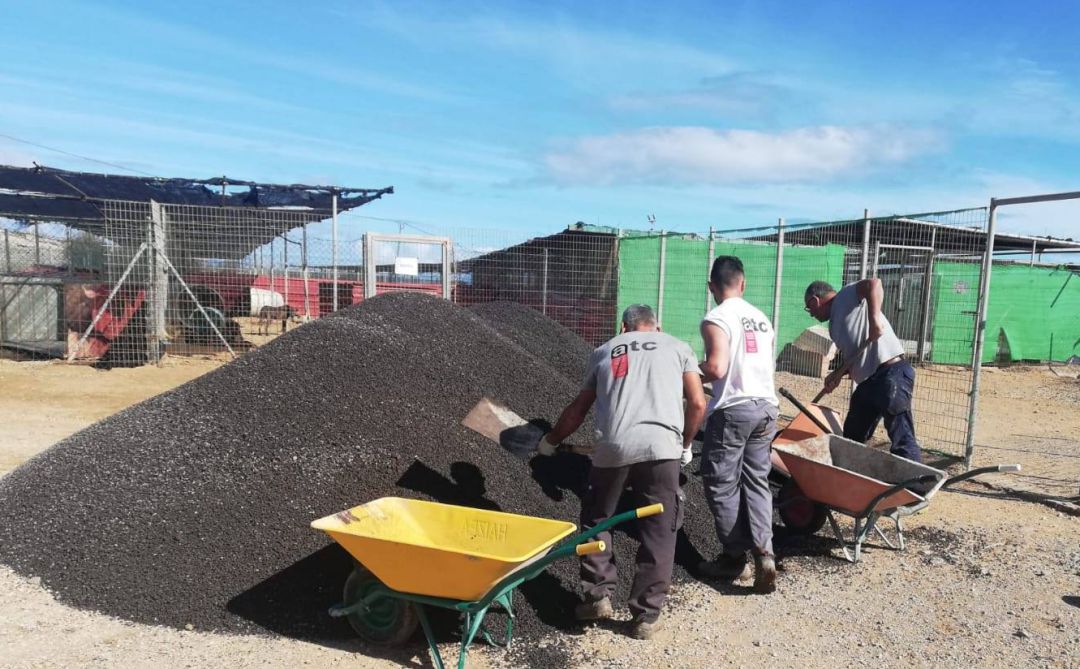 El Centro de Protección Animal 'Tierra Blanca' cierra al público por obras El Centro de Protección Animal 'Tierra Blanca' cierra al público por obras