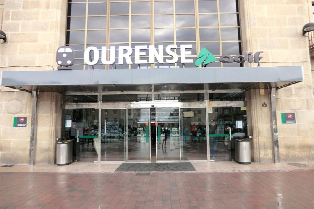 Estación de tren de Ourense Estación de tren de Ourense