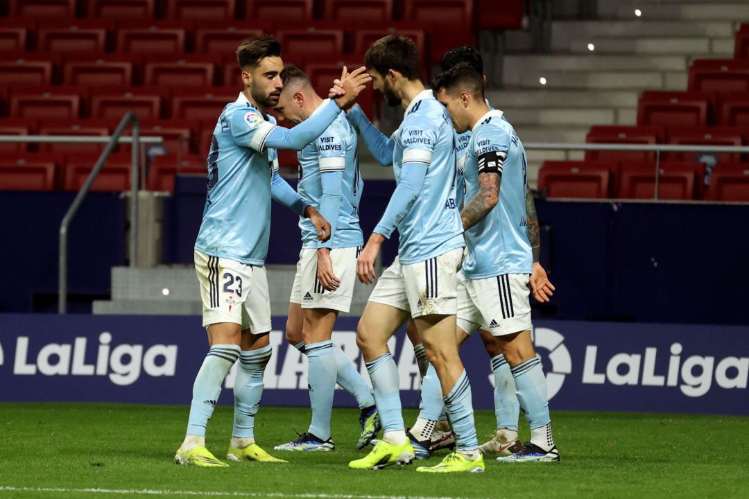 Facundo Ferreyra celebra el gol marcado all Atlético con el resto de sus compañeros Facundo Ferreyra celebra el gol marcado all Atlético con el resto de sus compañeros