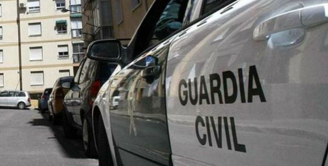 Coche patrulla de la Guardia Civil Coche patrulla de la Guardia Civil
