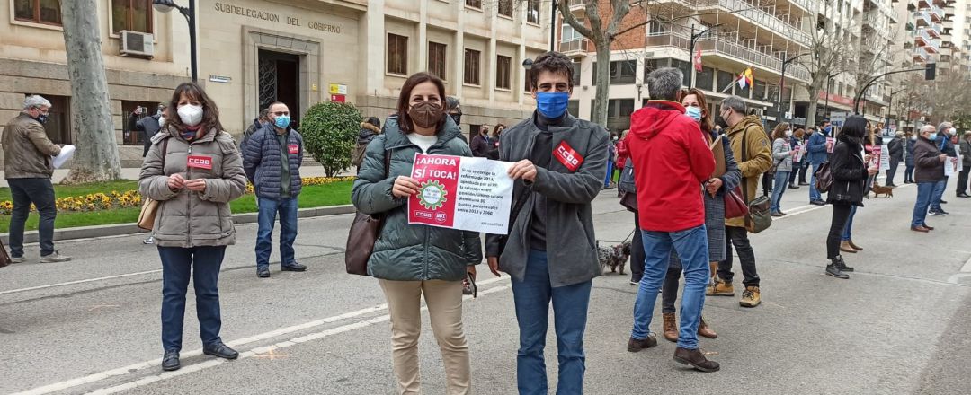 Representantes del sindicato en la localidad durante la concentración Representantes del sindicato en la localidad durante la concentración
