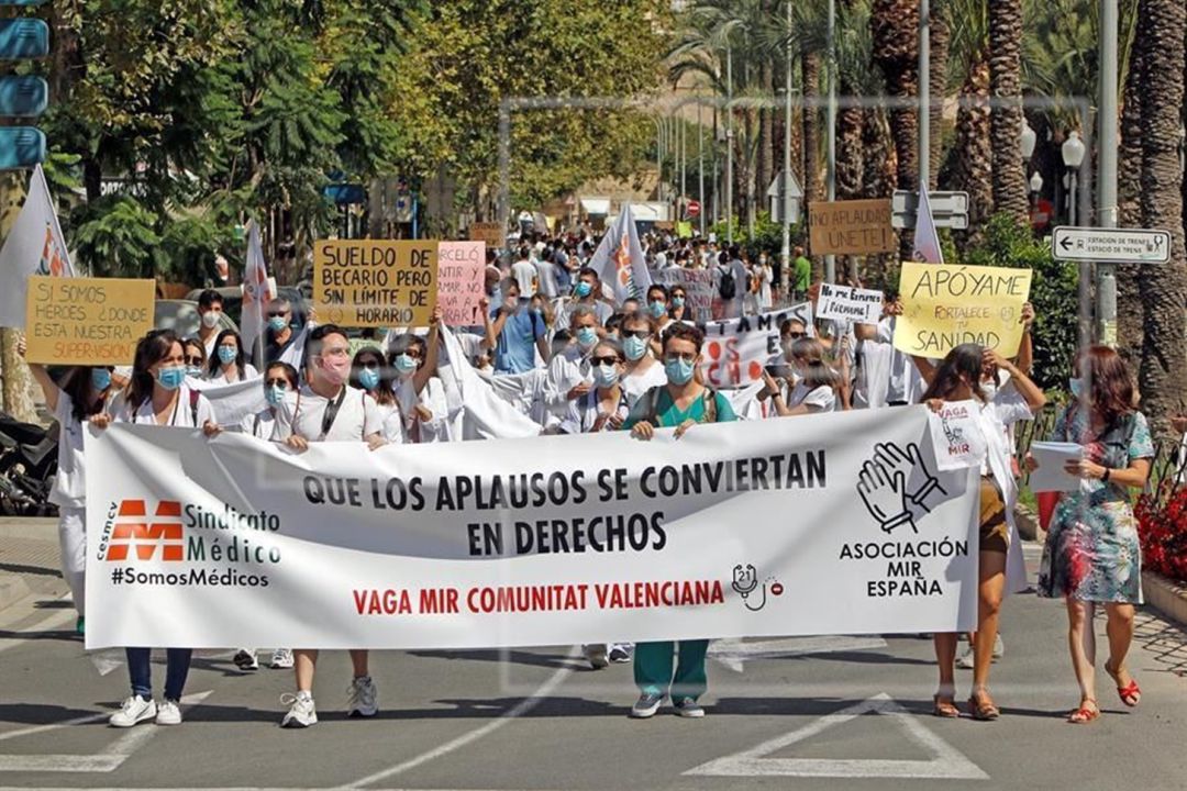 Residentes de la Comunitat Valenciana, durante una de las manifestaciones de los últimos meses Residentes de la Comunitat Valenciana, durante una de las manifestaciones de los últimos meses