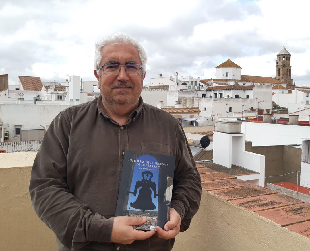 José Manuel Algarbani, autor del libro, "Historias de la historia de Los Barrios José Manuel Algarbani, autor del libro, "Historias de la historia de Los Barrios