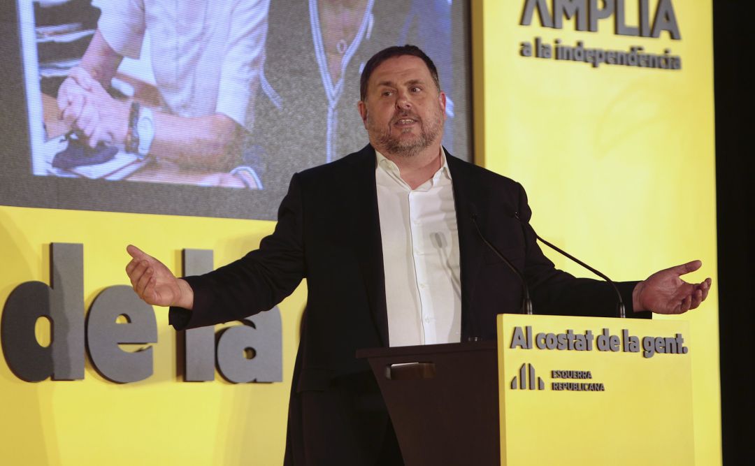 Oriol Junqueras, durante el acto de cierre de campaña de ERC, el pasado viernes. Oriol Junqueras, durante el acto de cierre de campaña de ERC, el pasado viernes.