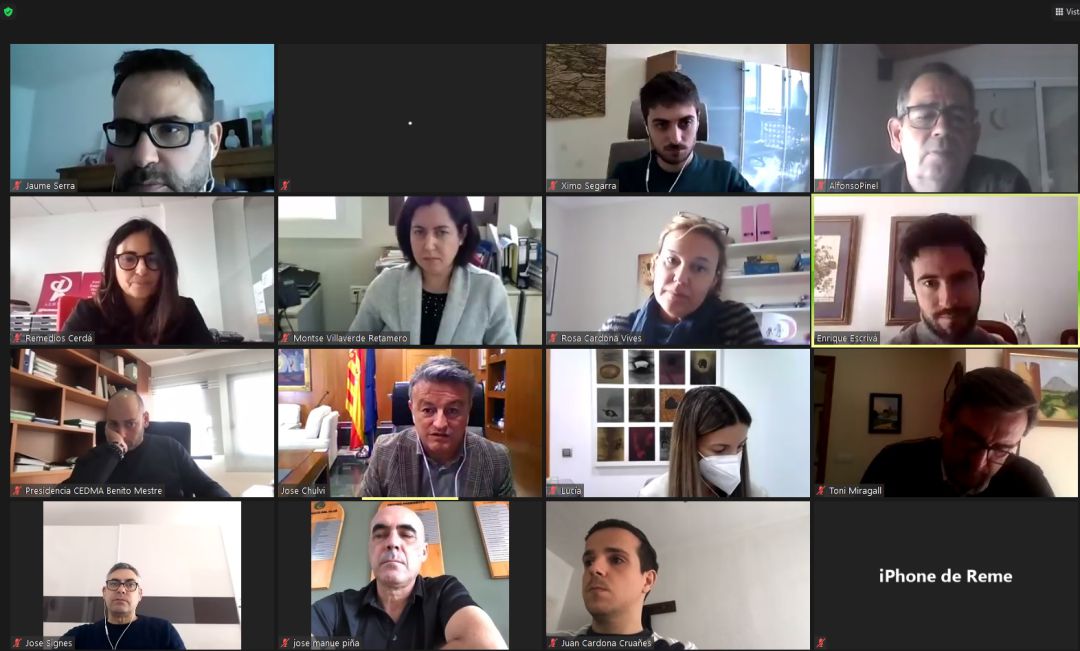 Última reunión de seguimiento. Última reunión de seguimiento.