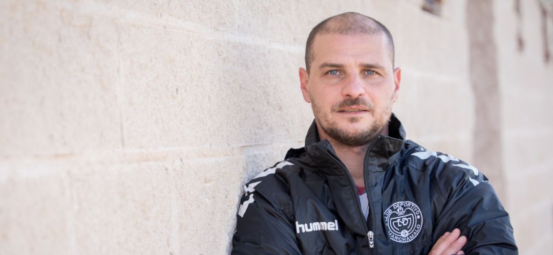 Aitor Gómez, entrenador del CD Marchamalo. Aitor Gómez, entrenador del CD Marchamalo.
