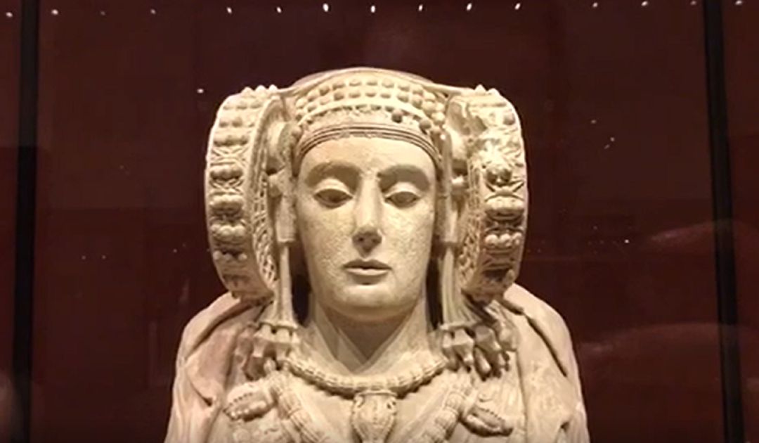 Dama de Elche Dama de Elche