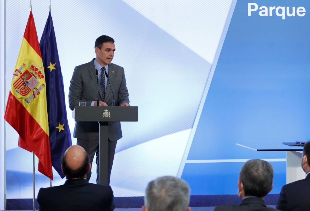 El presidente del Gobierno, Pedro Sánchez interviene en el acto de firma del Protocolo sobre Alquiler Social de Viviendas, hoy en el Palacio de la Moncloa. El presidente del Gobierno, Pedro Sánchez interviene en el acto de firma del Protocolo sobre Alquiler Social de Viviendas, hoy en el Palacio de la Moncloa.