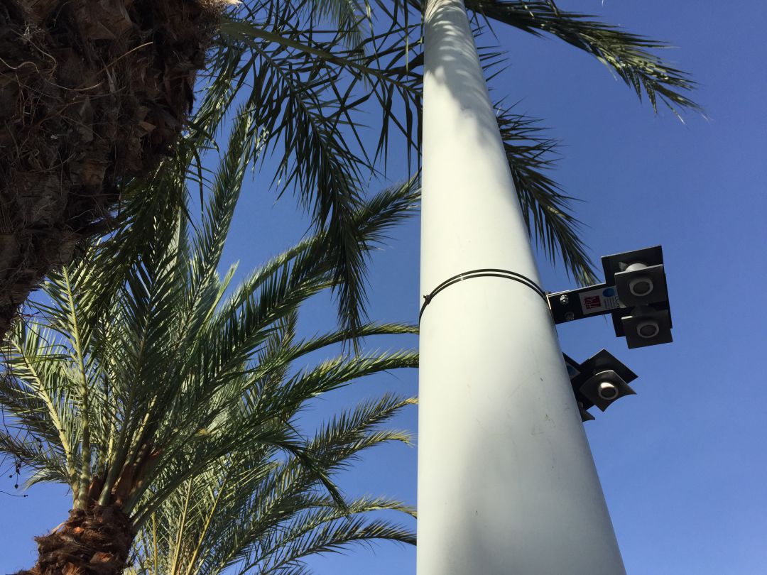 Poste con los medidores Poste con los medidores