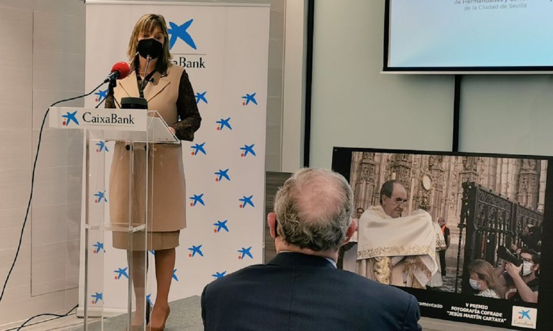 María Jesús Catalá se dirige al presidente del Consejo, Francisco Vélez, en el acto celebrado este Miércoles de Ceniza María Jesús Catalá se dirige al presidente del Consejo, Francisco Vélez, en el acto celebrado este Miércoles de Ceniza