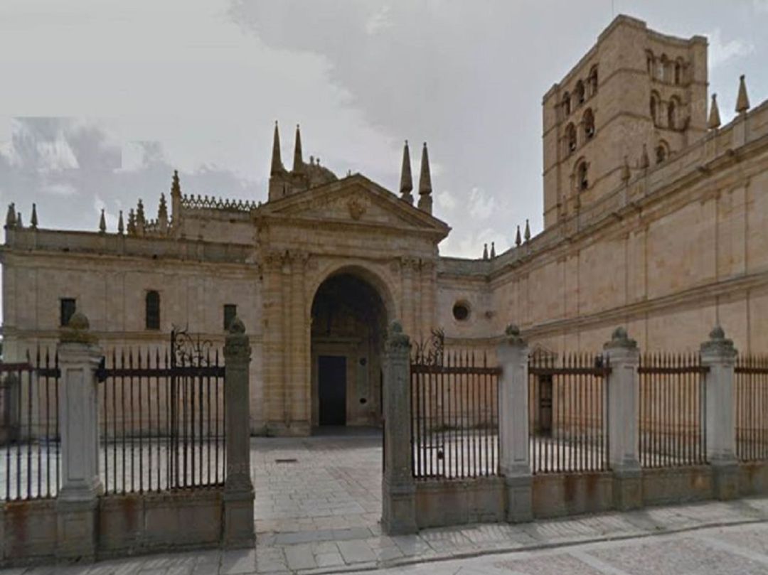 Catedral de Zamora, uno de los bienes inmatriculados Catedral de Zamora, uno de los bienes inmatriculados