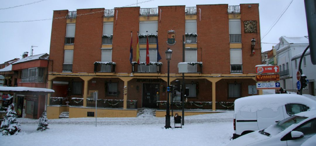 También se vio afectada la cubierta del CEIP Padre Jerónimo También se vio afectada la cubierta del CEIP Padre Jerónimo