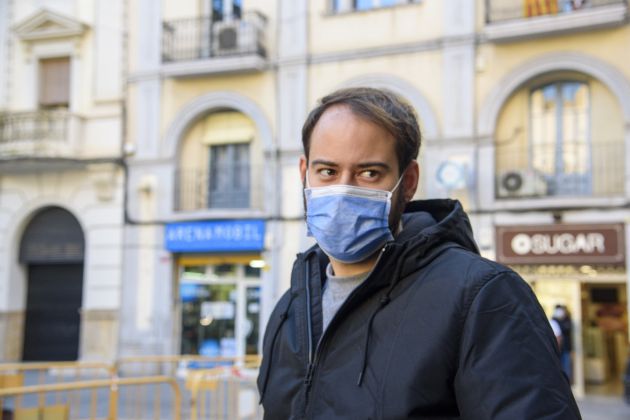 El rapero, Pablo Rivadulla Duro, conocido musicalmente como Pablo Hasél, en una rueda de prensa convocada tras la orden de su ingreso en prisión, en Lleida El rapero, Pablo Rivadulla Duro, conocido musicalmente como Pablo Hasél, en una rueda de prensa convocada tras la orden de su ingreso en prisión, en Lleida