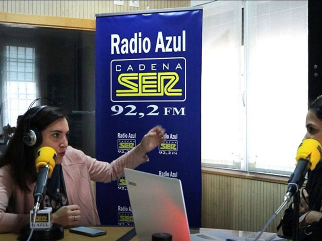 Boticaria García en los estudios de Radio Azul (Imagen de archivo) Boticaria García en los estudios de Radio Azul (Imagen de archivo)