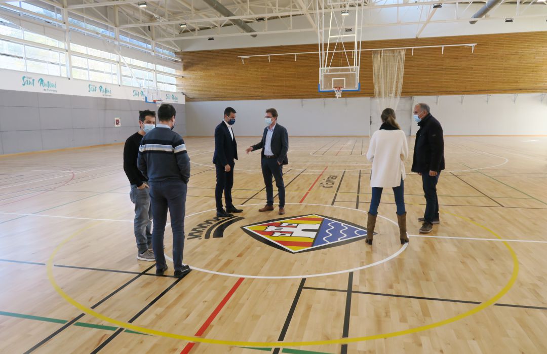 Visita al polideportivo Visita al polideportivo