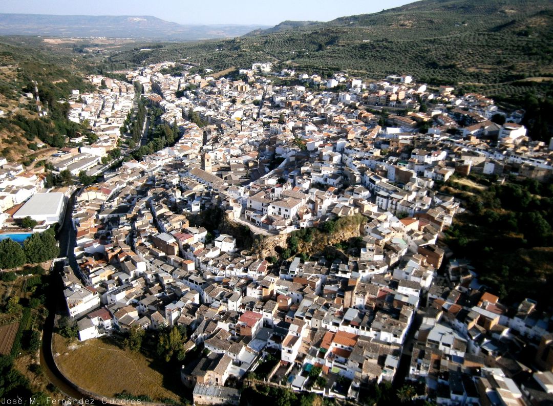 Beas de Segura se sobresaltaba esta madrugada con el incendio de una vivienda en su casco urbano Beas de Segura se sobresaltaba esta madrugada con el incendio de una vivienda en su casco urbano