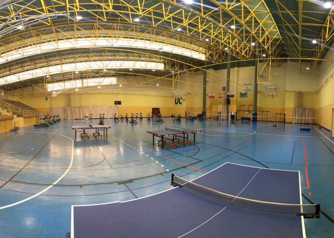 Instalaciones deportivas de la Universidad de Cantabria. Instalaciones deportivas de la Universidad de Cantabria.