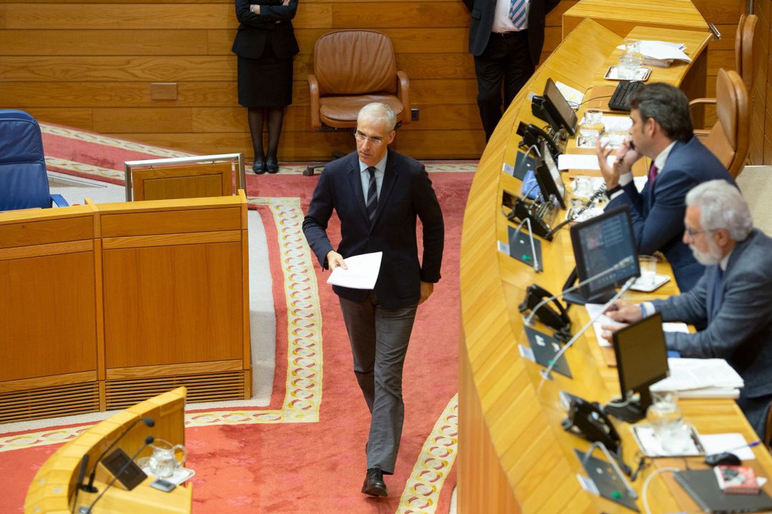 El conselleiro de Economía, Emprego e Industria, Francisco Conde, en el Parlamento de Galicia El conselleiro de Economía, Emprego e Industria, Francisco Conde, en el Parlamento de Galicia