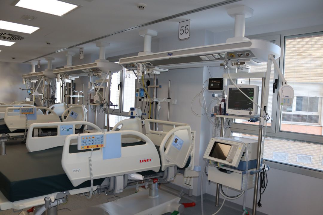 Ampliación Uci Hospital Regional Universitario De Málaga Ampliación Uci Hospital Regional Universitario De Málaga