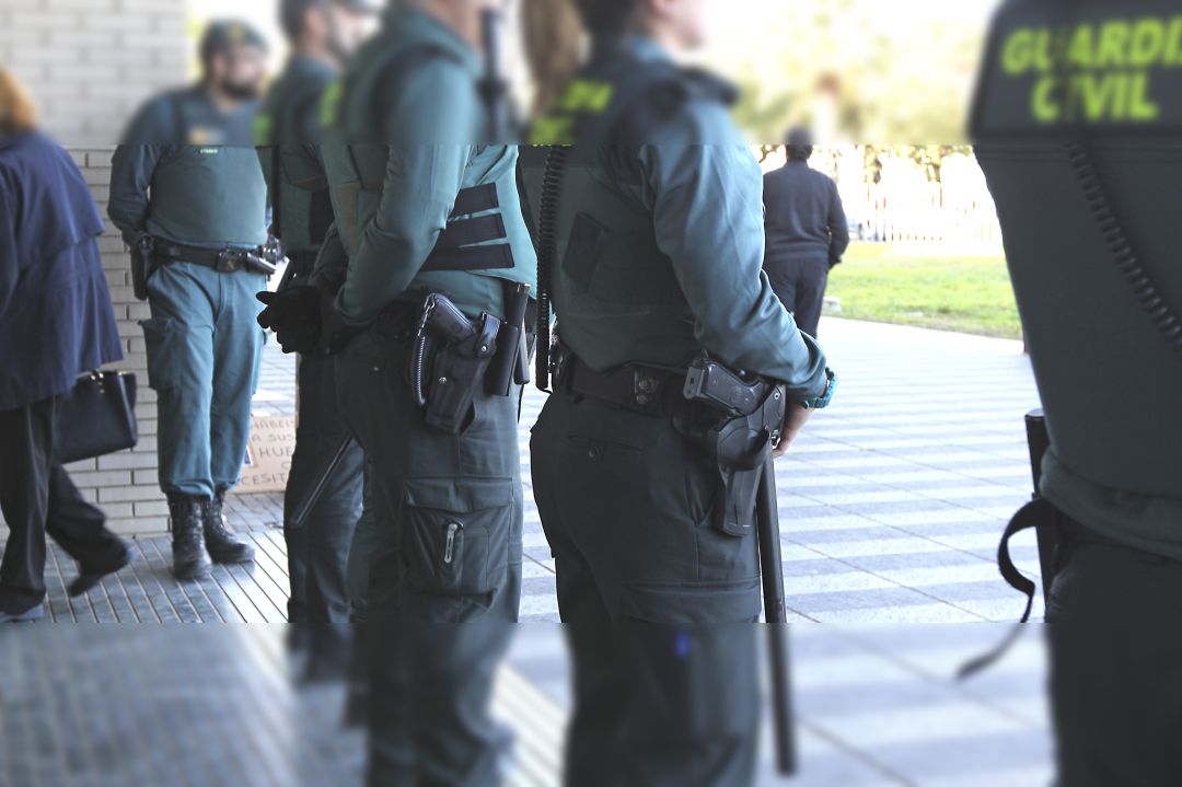 La Guardia Civil desmantela dos grupos que distribuían droga por el método de “telecoca” en Oropesa del Mar La Guardia Civil desmantela dos grupos que distribuían droga por el método de “telecoca” en Oropesa del Mar