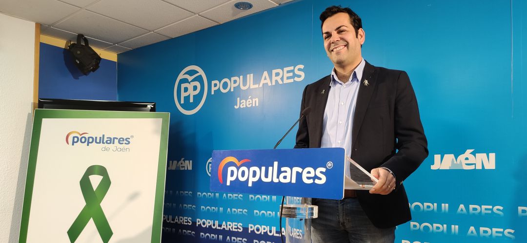 Juan Diego Requena en la sede del PP de Jaén. Juan Diego Requena en la sede del PP de Jaén.