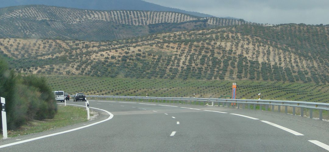 Tramo de la A-44 a su paso por la provincia de Jaén. Tramo de la A-44 a su paso por la provincia de Jaén.