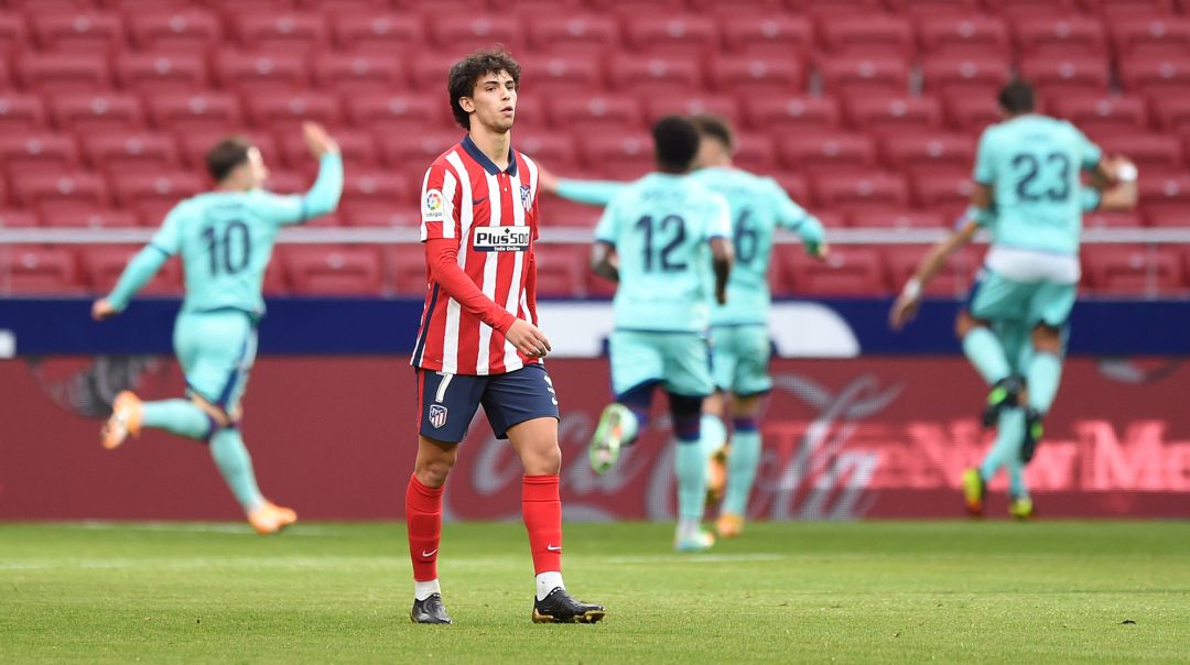 Los jugadores del Levante celebran una victoria histórica en el Wanda Metropolitano ante el Atlético de Madrid Los jugadores del Levante celebran una victoria histórica en el Wanda Metropolitano ante el Atlético de Madrid