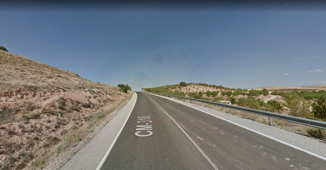 El accidente se ha producido en el kilómetro 131 de la carretera autonómica 310. El accidente se ha producido en el kilómetro 131 de la carretera autonómica 310.