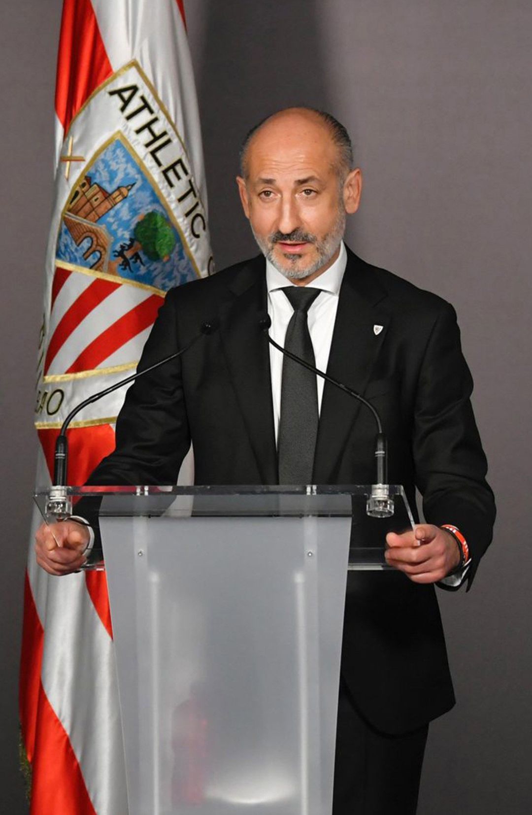El presidente del Athletic Club, Aitor Elizegim, durante su intervención en la asamblea Extraordinaria del Athletic Club celebrada este domingo en San Mamés de manera telemática, en la que la Junta Directiva someterá de nuevo a la aprobación de la masa social de la entidad las cuentas rechazadas en la Asamblea General Ordinaria del pasado 27 de diciembre. El presidente del Athletic Club, Aitor Elizegim, durante su intervención en la asamblea Extraordinaria del Athletic Club celebrada este domingo en San Mamés de manera telemática, en la que la Junta Directiva someterá de nuevo a la aprobación de la masa social de la entidad las cuentas rechazadas en la Asamblea General Ordinaria del pasado 27 de diciembre.