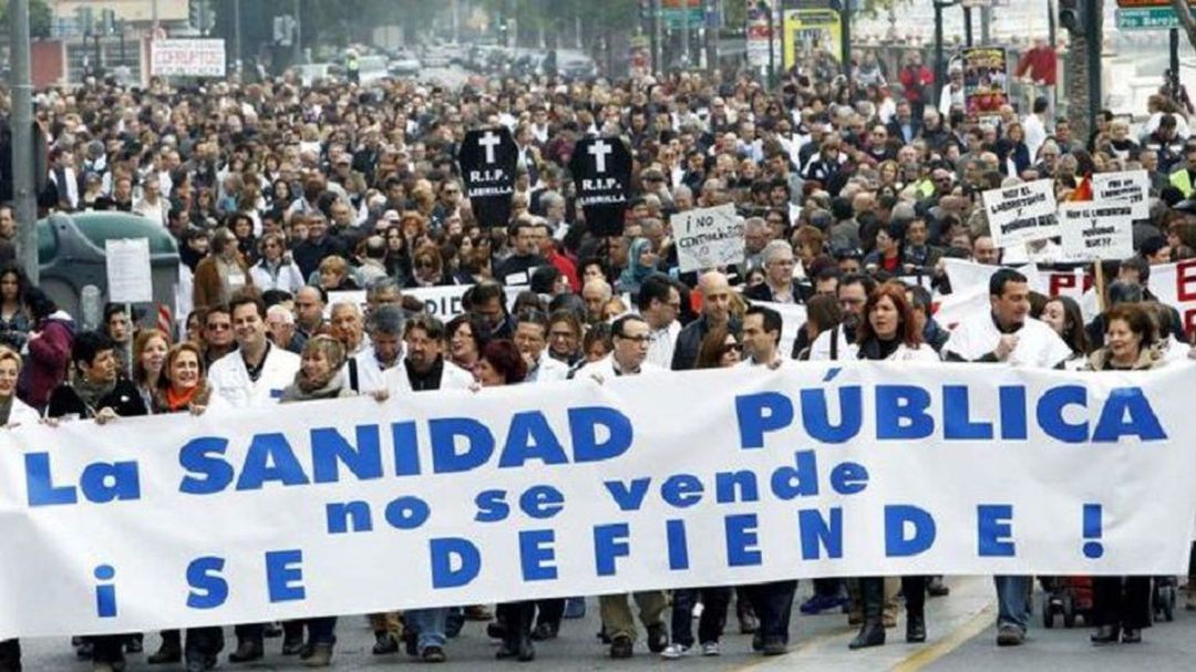 Imagen de archivo de una manifestación de la Marea blanca en defensa de la sanidad antes de la pandemia del coronavirus Imagen de archivo de una manifestación de la Marea blanca en defensa de la sanidad antes de la pandemia del coronavirus