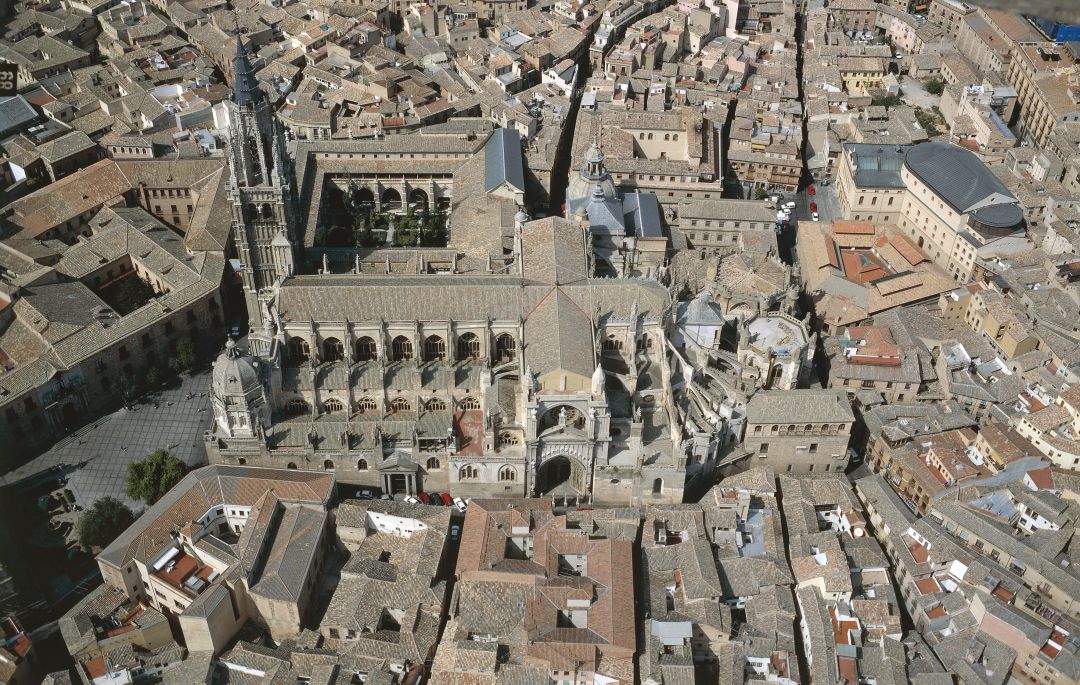 La Catedral de Toledo y otros bienes del Casco Histórico están en la lista de bienes inmatriculados entre 1998 y 2015 La Catedral de Toledo y otros bienes del Casco Histórico están en la lista de bienes inmatriculados entre 1998 y 2015