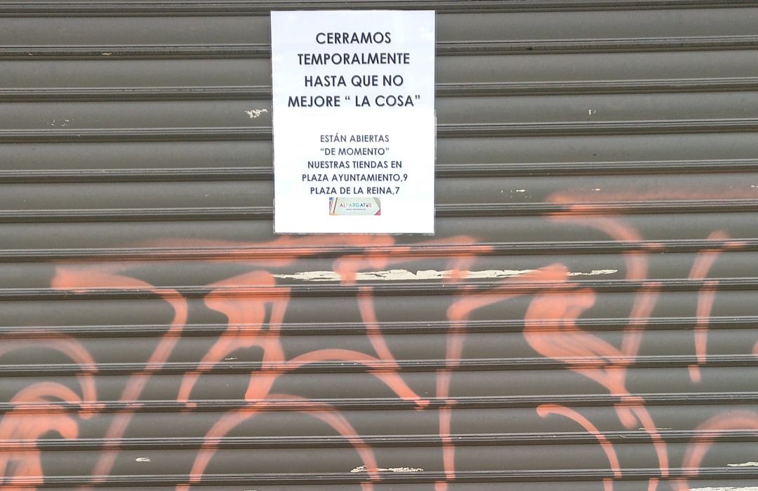 Un establecimiento del centro de València cerrado como consecuencia de las medidas restrictivas para frenar la covid Un establecimiento del centro de València cerrado como consecuencia de las medidas restrictivas para frenar la covid