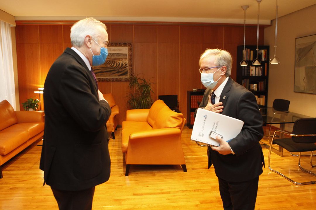 El presidente de las Cortes Javier Sada y el Justicia de Aragón Angel Dolado El presidente de las Cortes Javier Sada y el Justicia de Aragón Angel Dolado