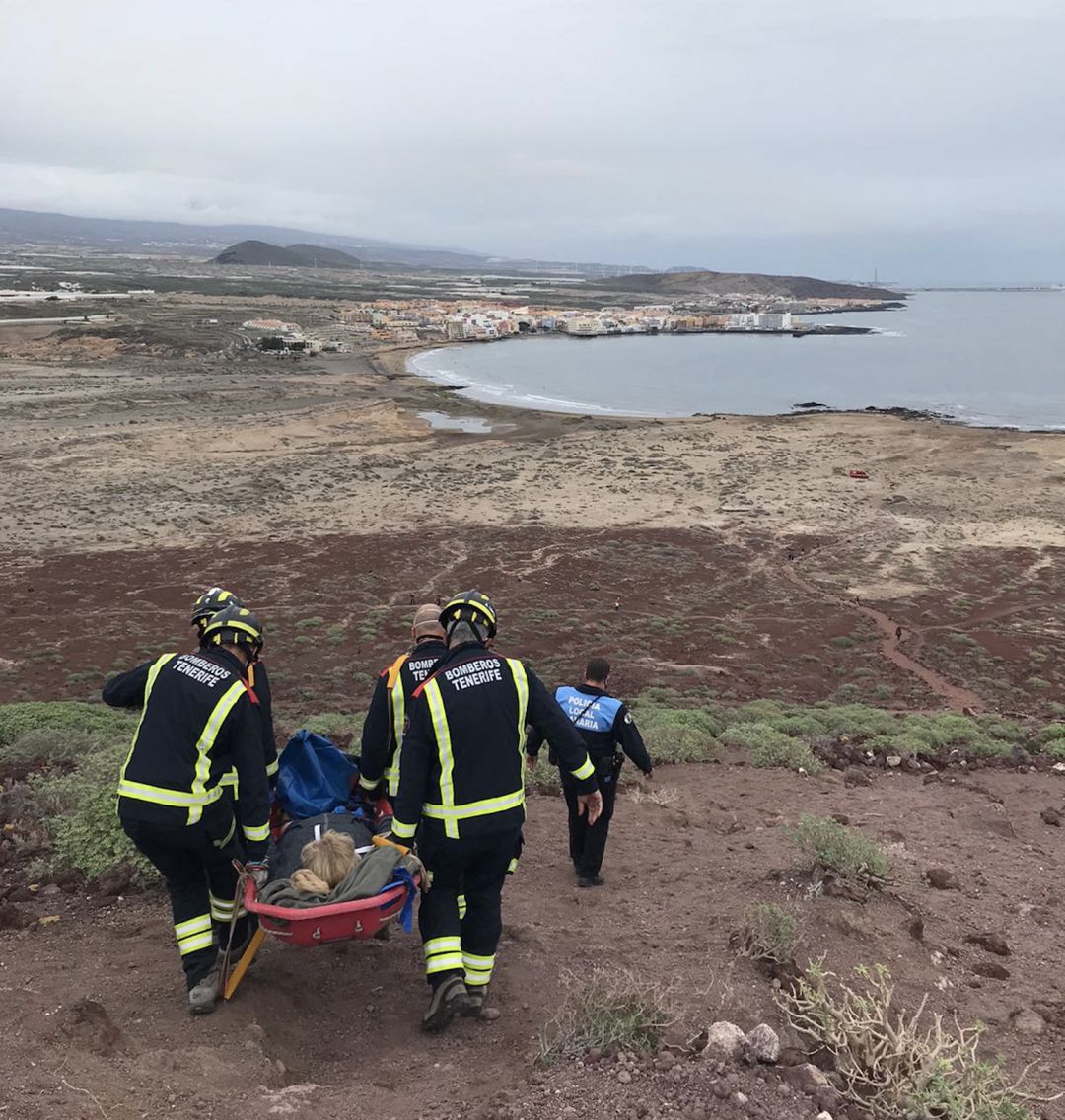 Un rescate en el Sur de Tenerife. Un rescate en el Sur de Tenerife.