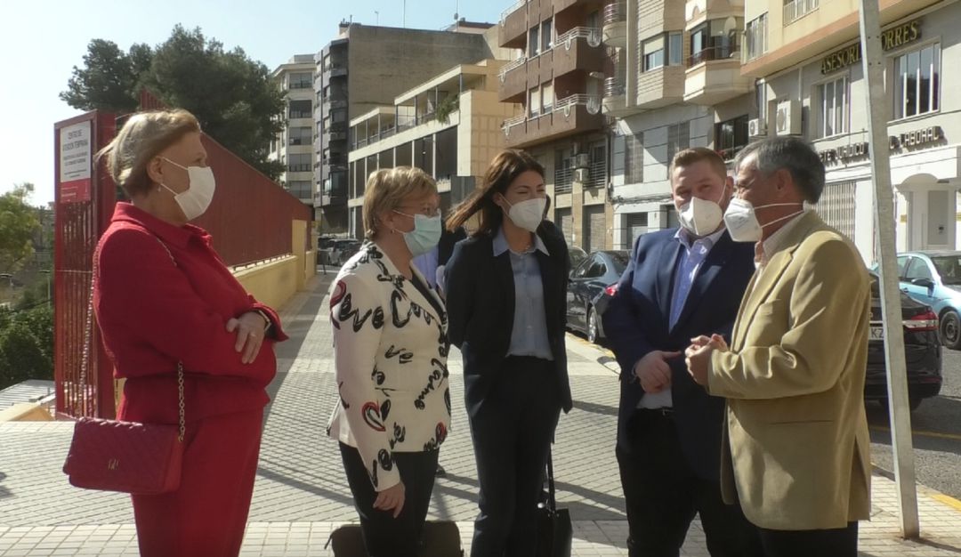 Visita a la Fundación Salud Infantil de la responsable de sanidad de la Generalitat Visita a la Fundación Salud Infantil de la responsable de sanidad de la Generalitat