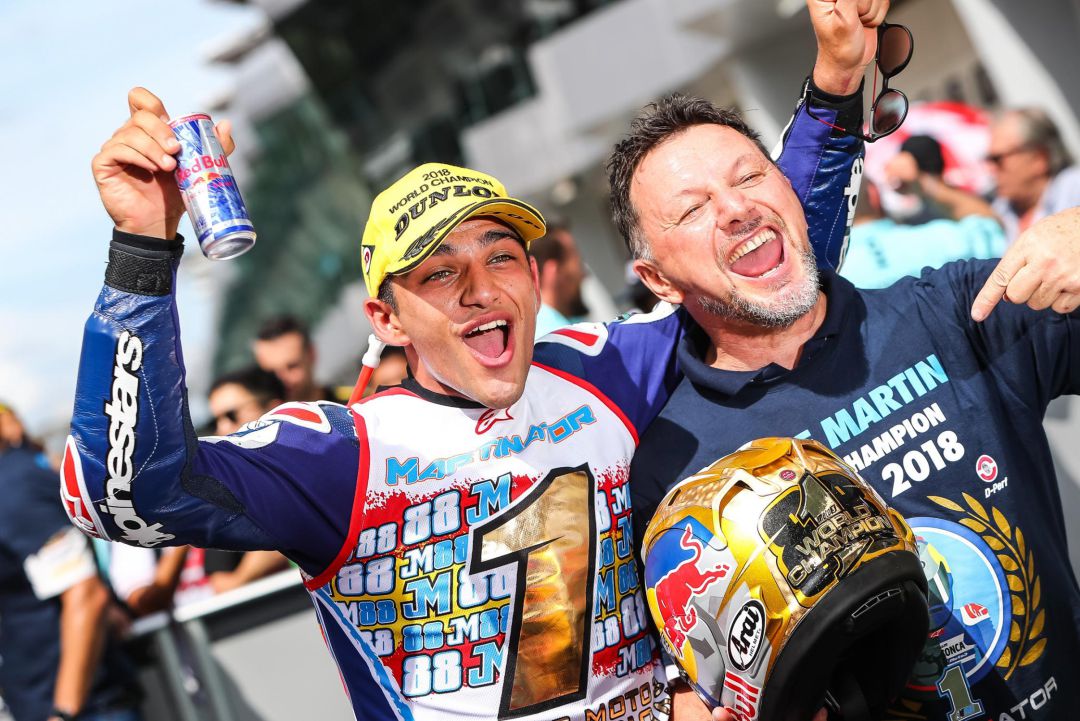 Fausto Gresini (d) muere víctima del coronavirus Fausto Gresini (d) muere víctima del coronavirus