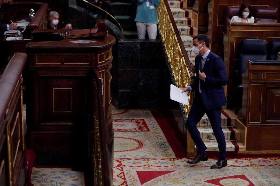 El presidente del Gobierno, Pedro Sánchez antes de su intervención este miércoles a la sesión de control en el Congreso de los Diputados. El presidente del Gobierno, Pedro Sánchez antes de su intervención este miércoles a la sesión de control en el Congreso de los Diputados.