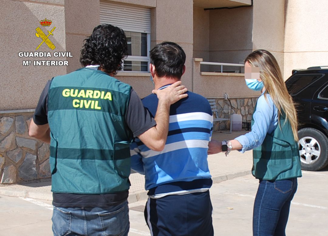Detenido ciudadano rumano buscado por la Interpol que residía en San Pedro del Pinatar Detenido ciudadano rumano buscado por la Interpol que residía en San Pedro del Pinatar
