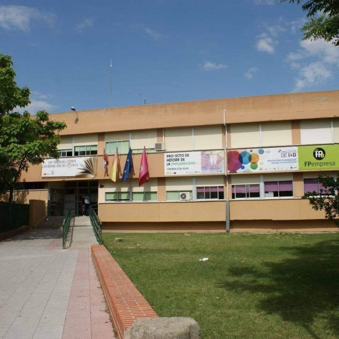 El Centro Integrado de Formación Profesional imparte dos cursos de especialización El Centro Integrado de Formación Profesional imparte dos cursos de especialización
