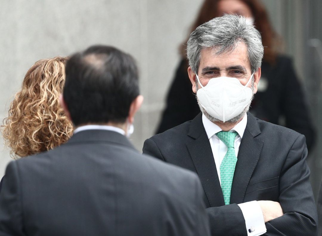 El presidente del Consejo General del Poder Judicial, Carlos Lesmes; y el líder del PP, Pablo Casado; al finalizar el acto con motivo del 40 aniversario del 23F. El presidente del Consejo General del Poder Judicial, Carlos Lesmes; y el líder del PP, Pablo Casado; al finalizar el acto con motivo del 40 aniversario del 23F.