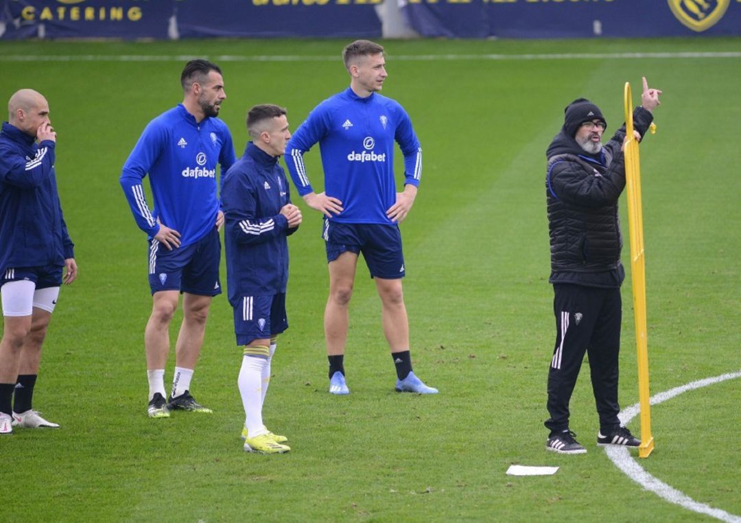 Álvaro Cervera durante un entrenamiento Álvaro Cervera durante un entrenamiento