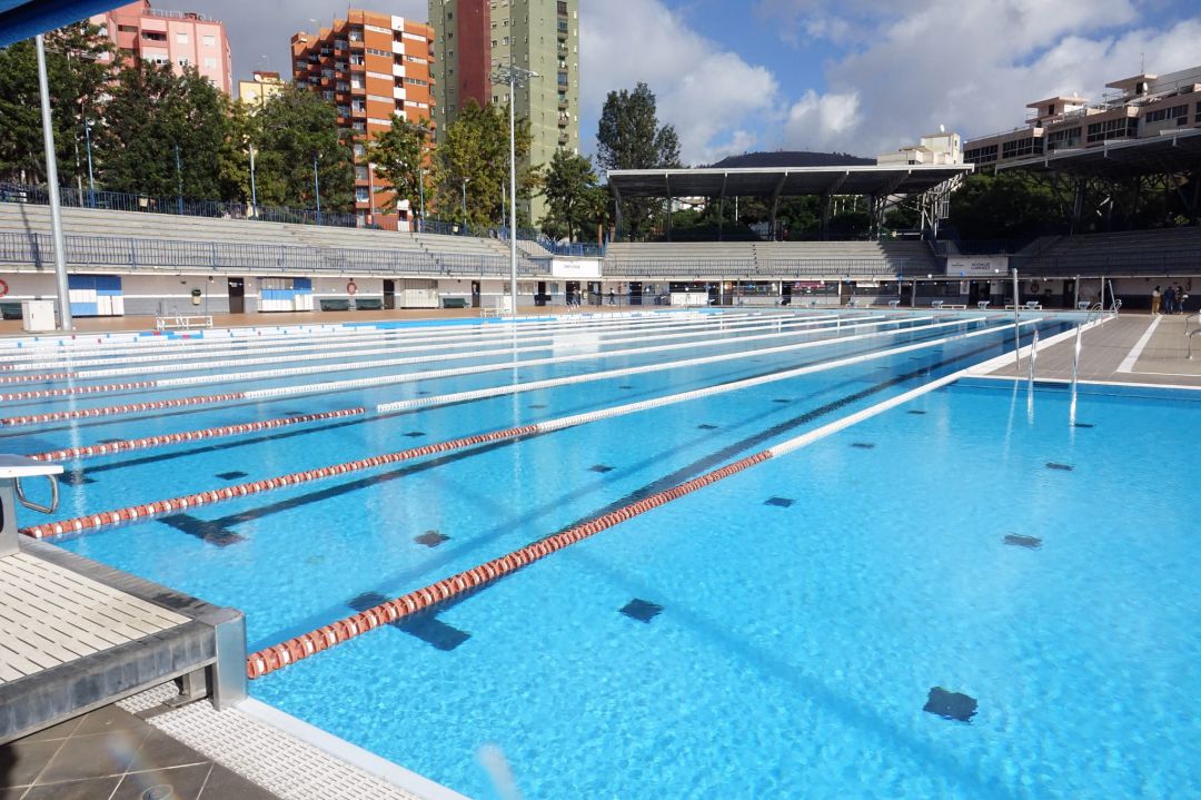 La Piscina Municipal Acidalio Lorenzo. La Piscina Municipal Acidalio Lorenzo.