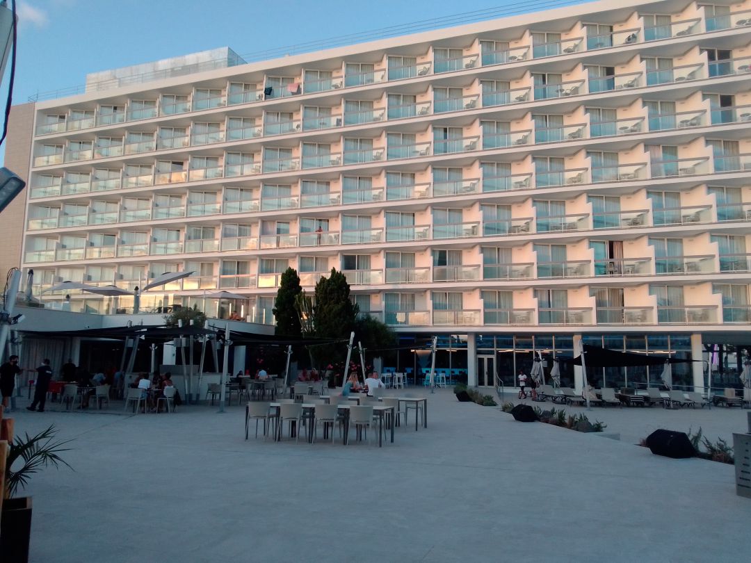 Imagen de un establecimiento hotelero de Ibiza Imagen de un establecimiento hotelero de Ibiza