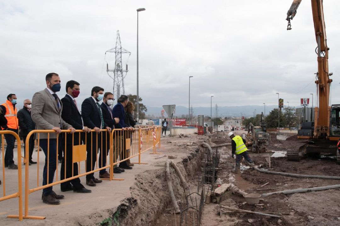 Las obras del eje de San Antonio estarán terminadas antes de fin de año Las obras del eje de San Antonio estarán terminadas antes de fin de año