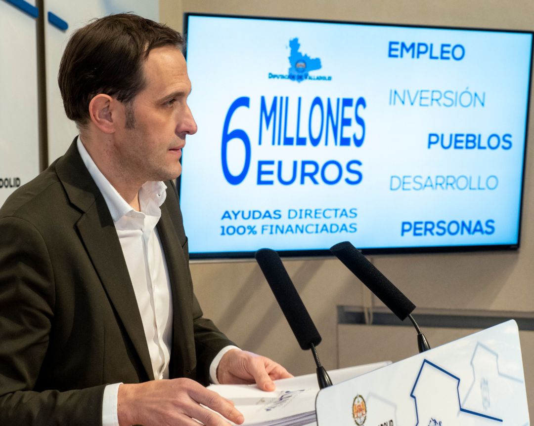 Conrado Íscar presenta el Plan V de apoyo a los Ayuntamientos de la provincia Conrado Íscar presenta el Plan V de apoyo a los Ayuntamientos de la provincia